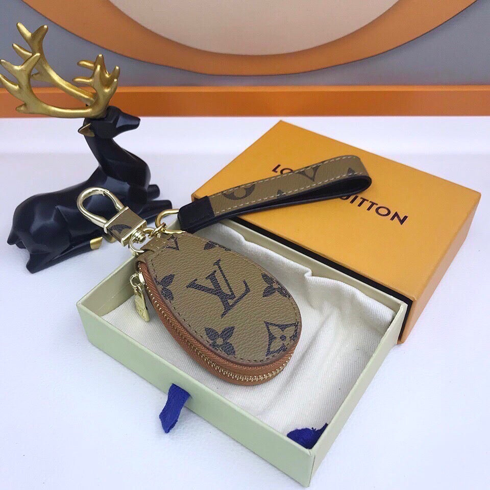 BL - High Quality Keychains LUV 025