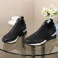 BL - High Quality Luv Sneaker 076