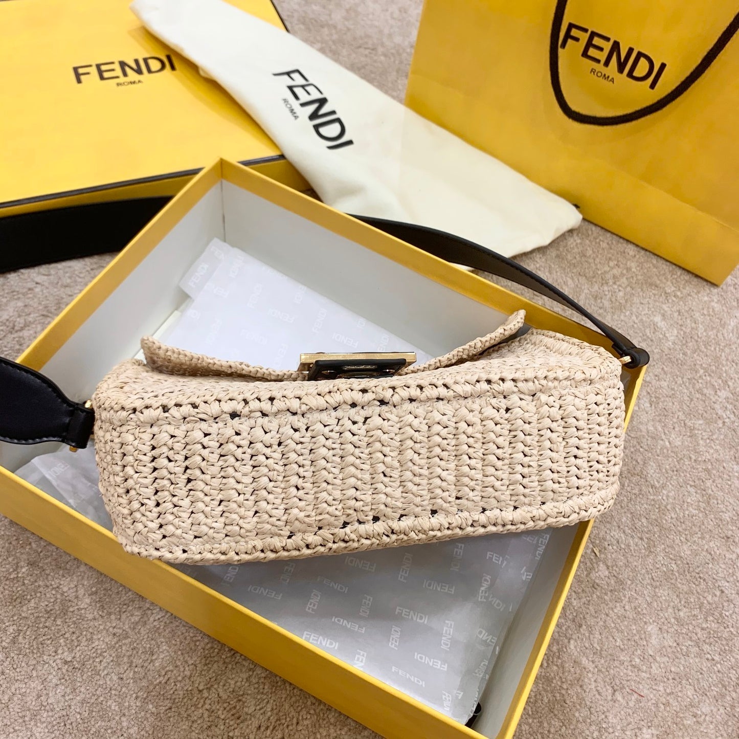 FI Baguette Woven Straw Black For Women, Women’s Handbags, Shoulder And Crossbody Bags 10.2in/26cm FF