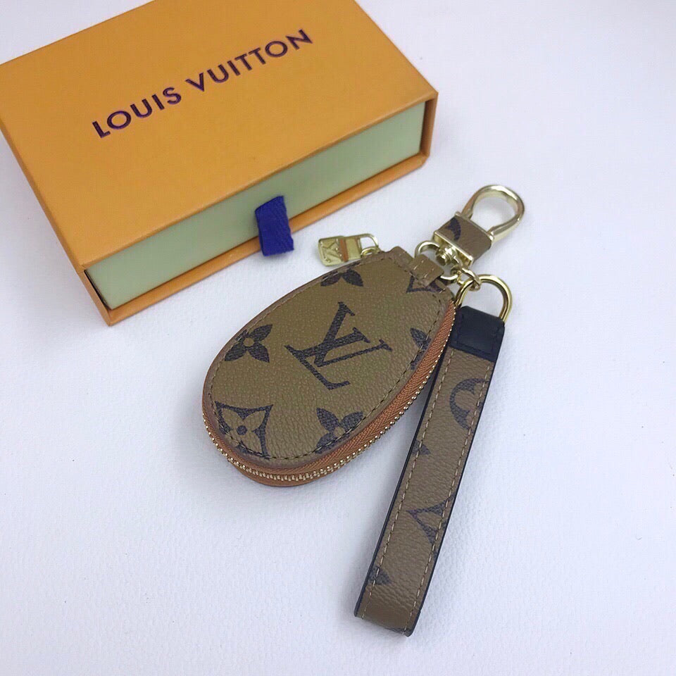 BL - High Quality Keychains LUV 025