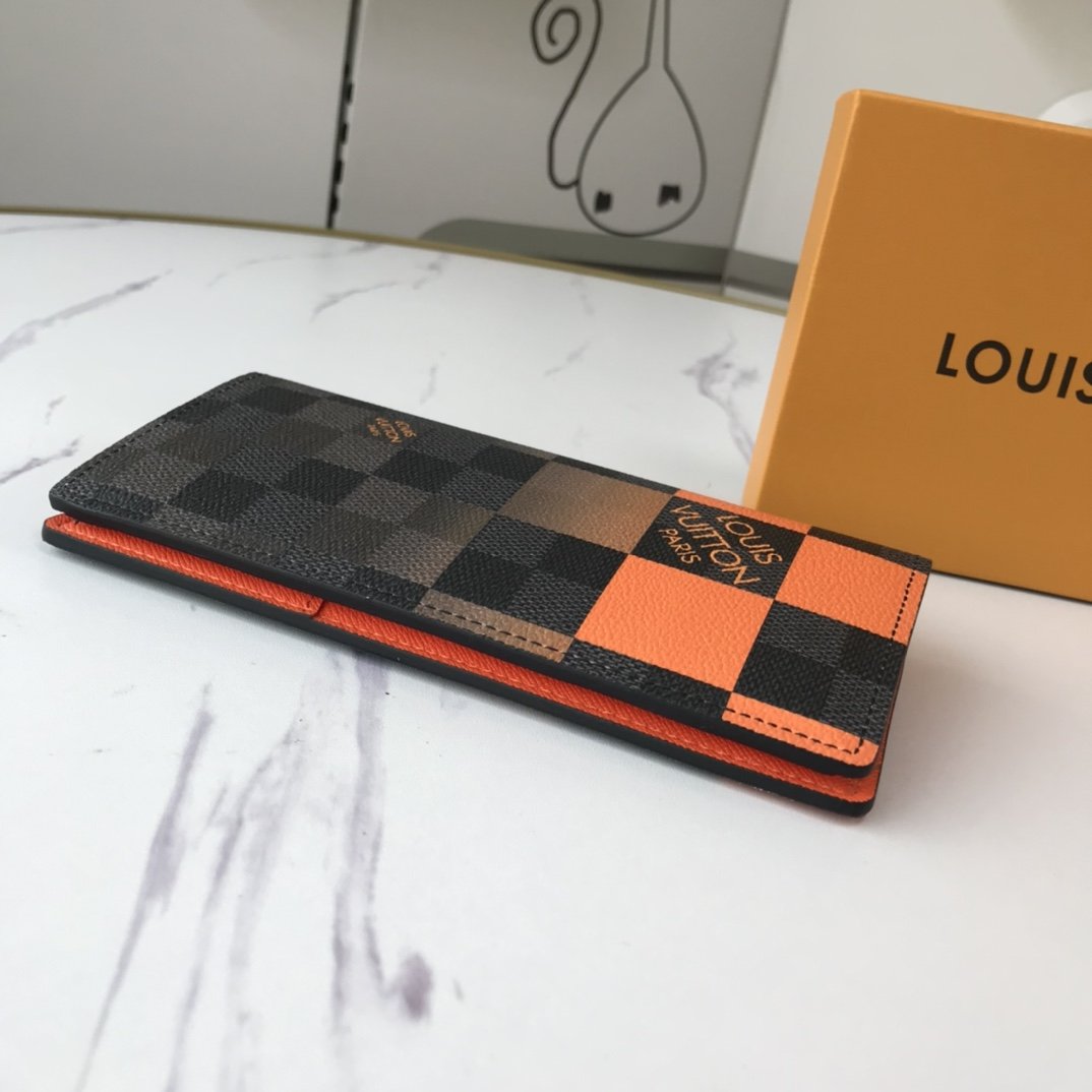 BL - High Quality Wallet LUV 050