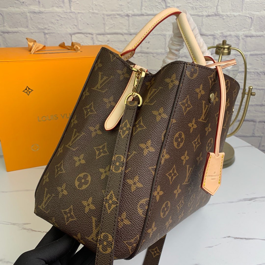 BL - High Quality Bags LUV 298