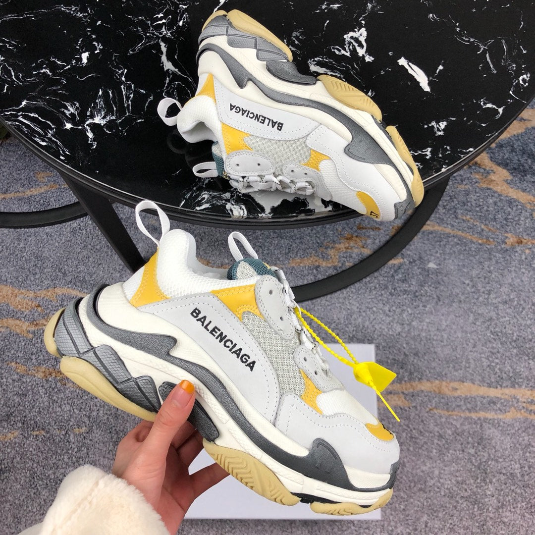 BL - High Quality Bla Sneaker 076