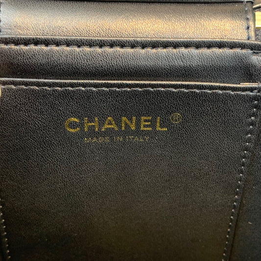 ChanelVanity Case Gold Hardware Black For Women, Women’s Handbags, Shoulder Bags 7.9in/20cm AS2061 