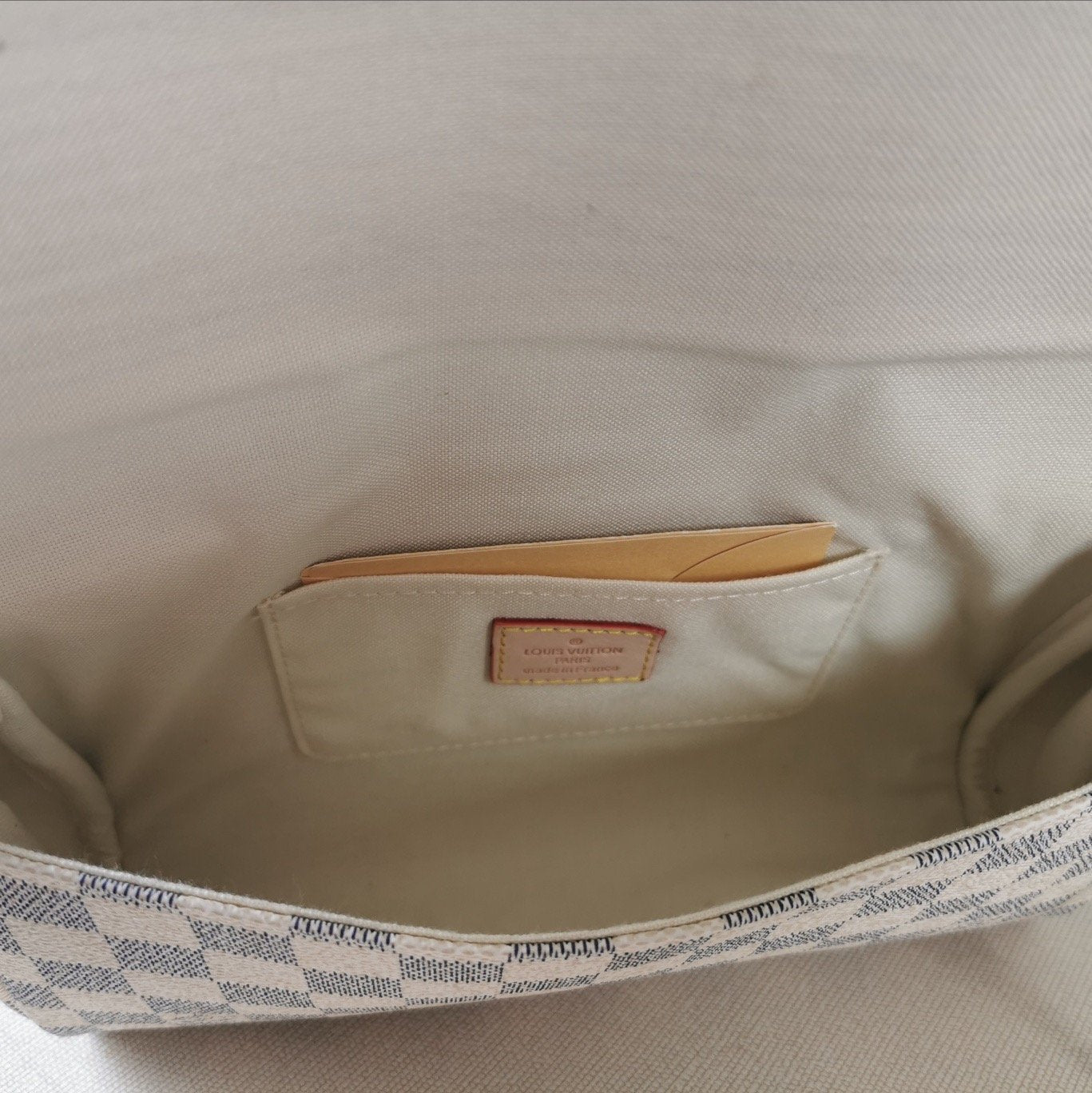BL - High Quality Bags LUV 201