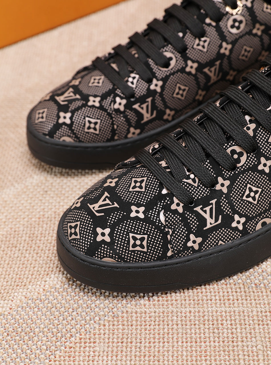BL - High Quality Luv Sneaker 193