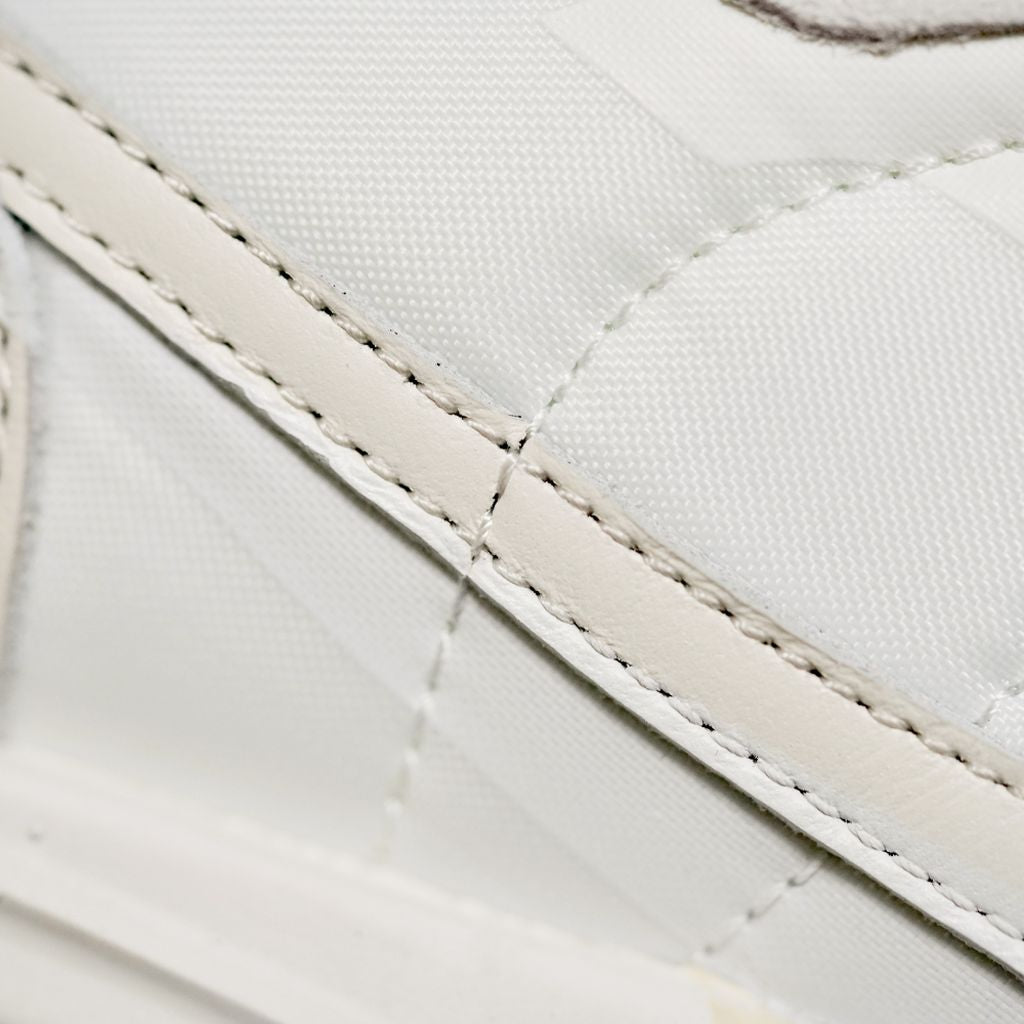 BL - VaporWaffle White Raw Gum