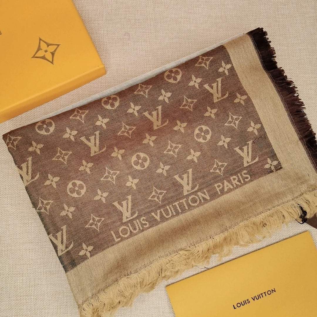 High Quality LUV  Scarf 020