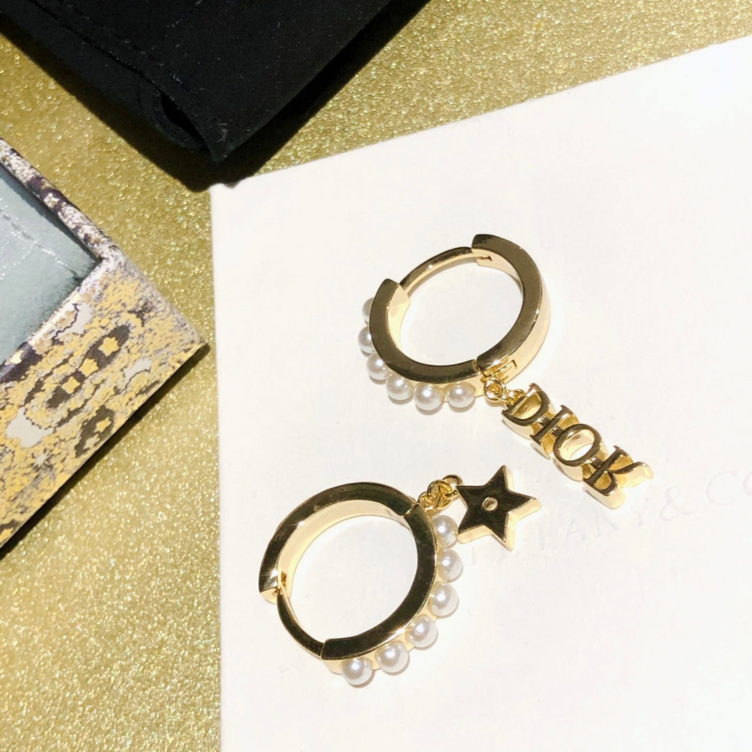 High Quality Earring Dir 024