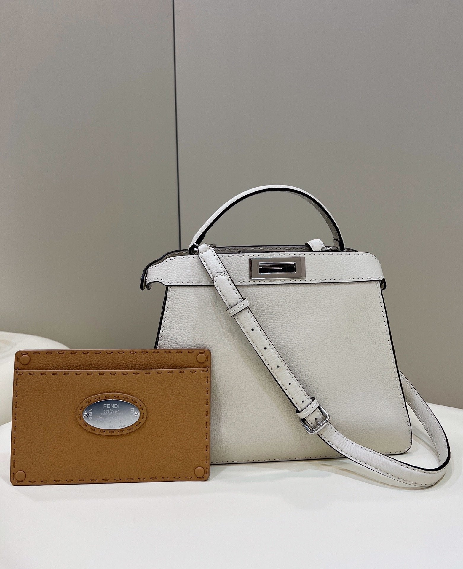FI Peekaboo ISeeU Medium White For Women, Women’s Handbags, Shoulder Bags 13.1in/33.5cm FF