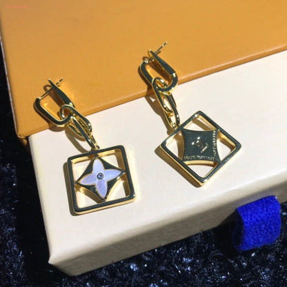 High Quality Earring LUV 004