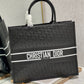 DI Large Book Tote Black, For Women, Women’s Handbags 16.5in/42cm CD M1286ZWSO_M900