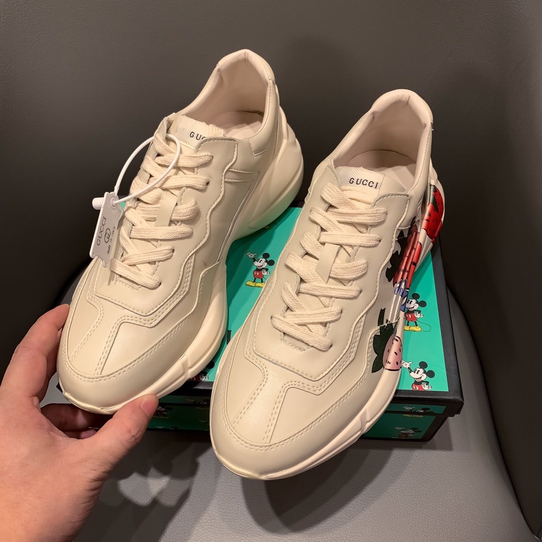 BL-GCI  RHYTON VINTAGE TRAINER STRAWWBERRY WHITE SNEAKER 141
