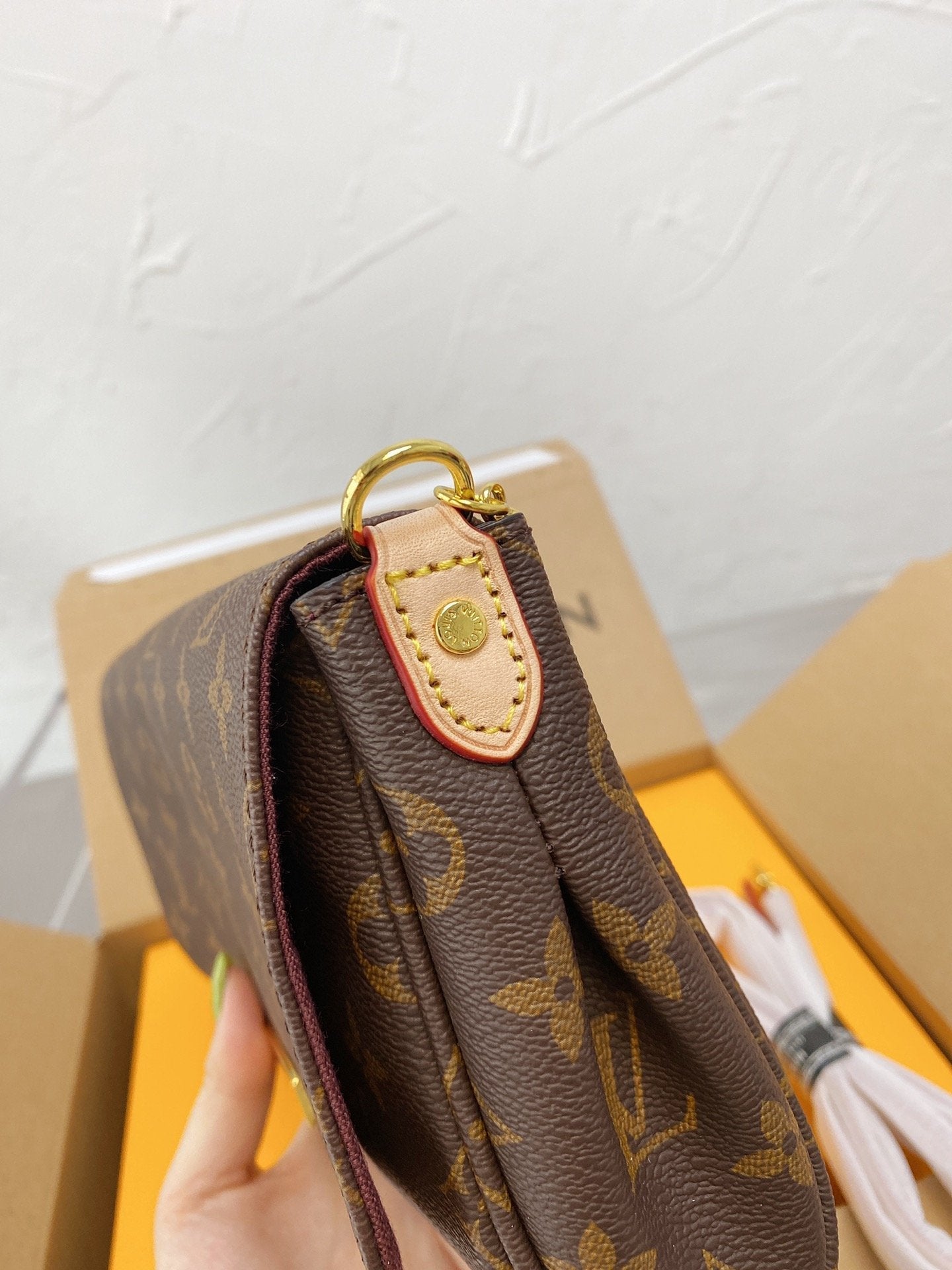 BL - High Quality Bags LUV 064