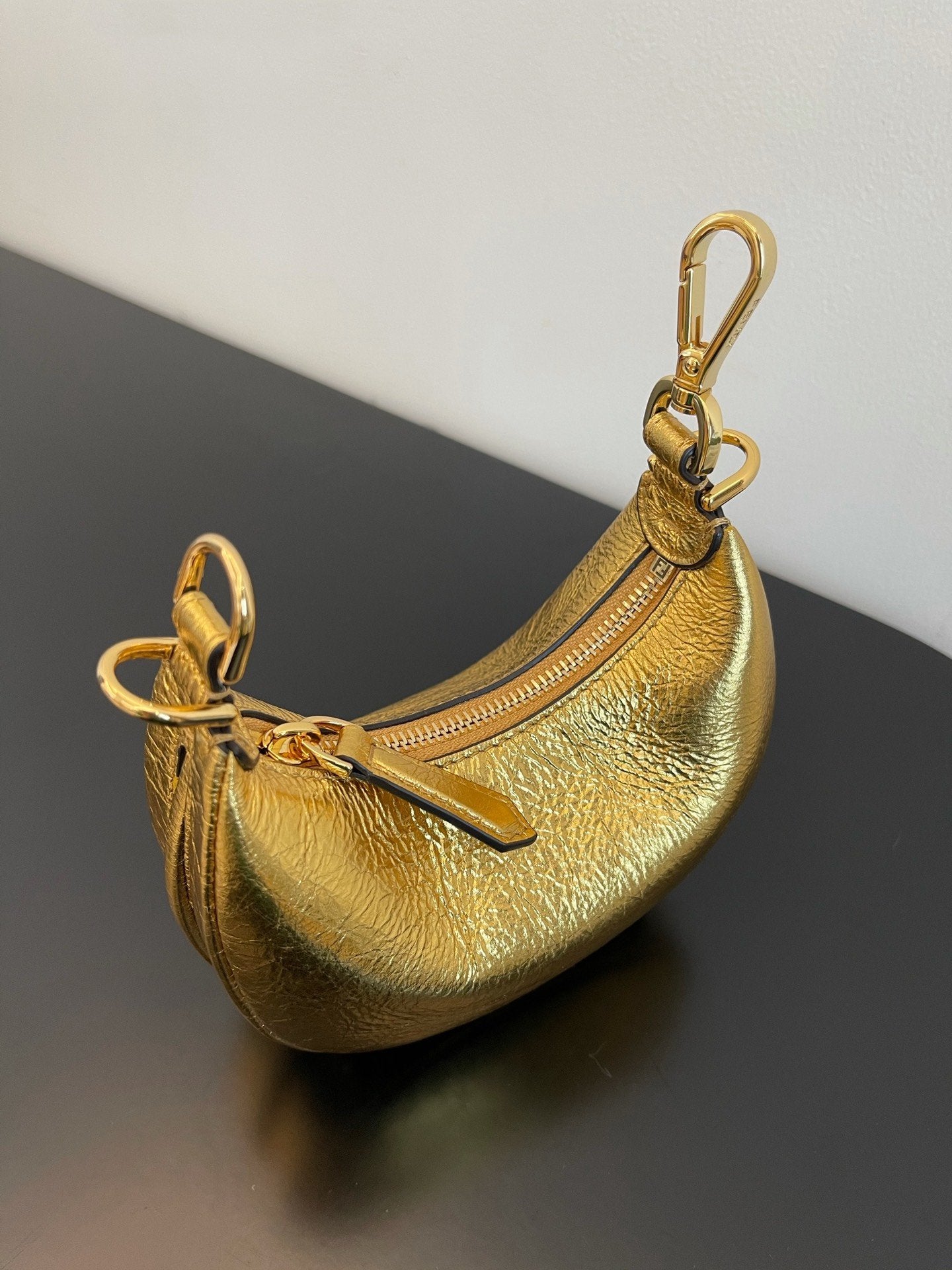 FI Nano FIgraphy Gold For Women, Women’s HandBags 6.7in/17cm FF 7AS089