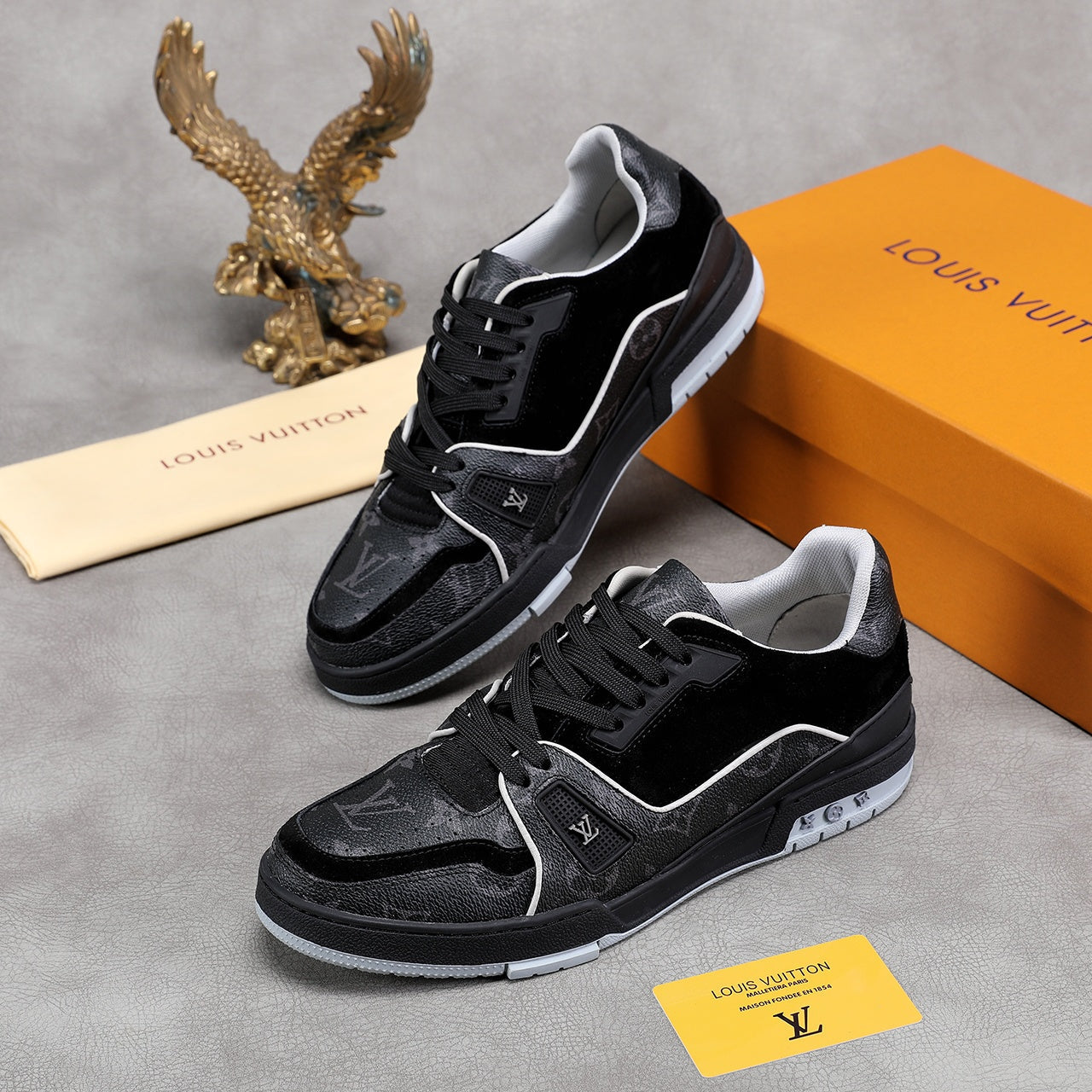 BL - LUV SurfaBL In BLnogram Black Sneaker