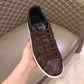 BL - High Quality Luv Sneaker 061