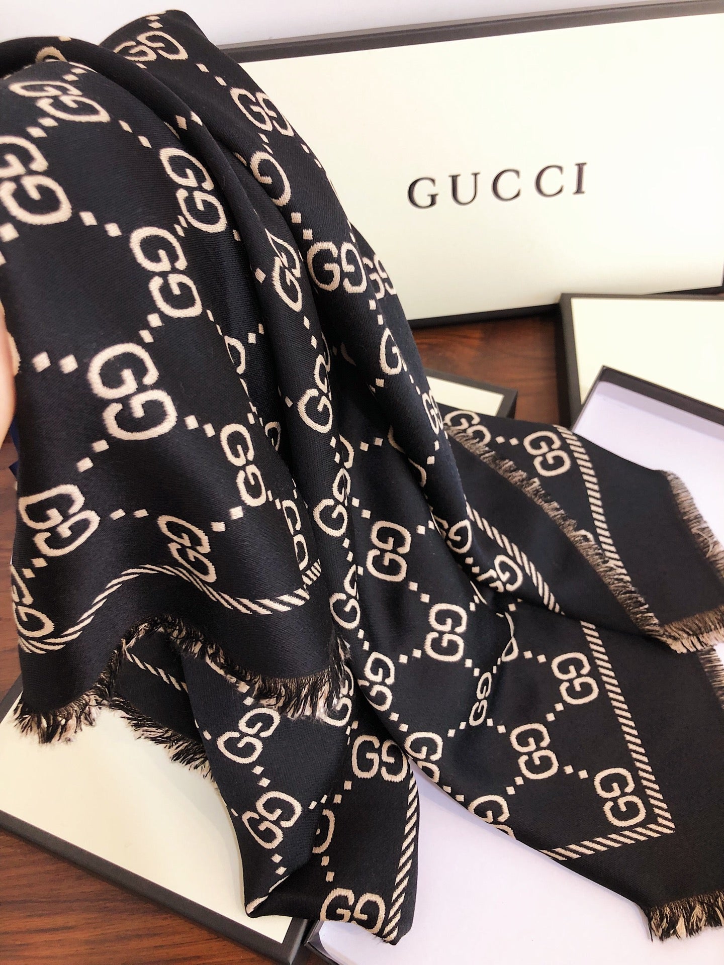 BL - High Quality GCI Scarf 029