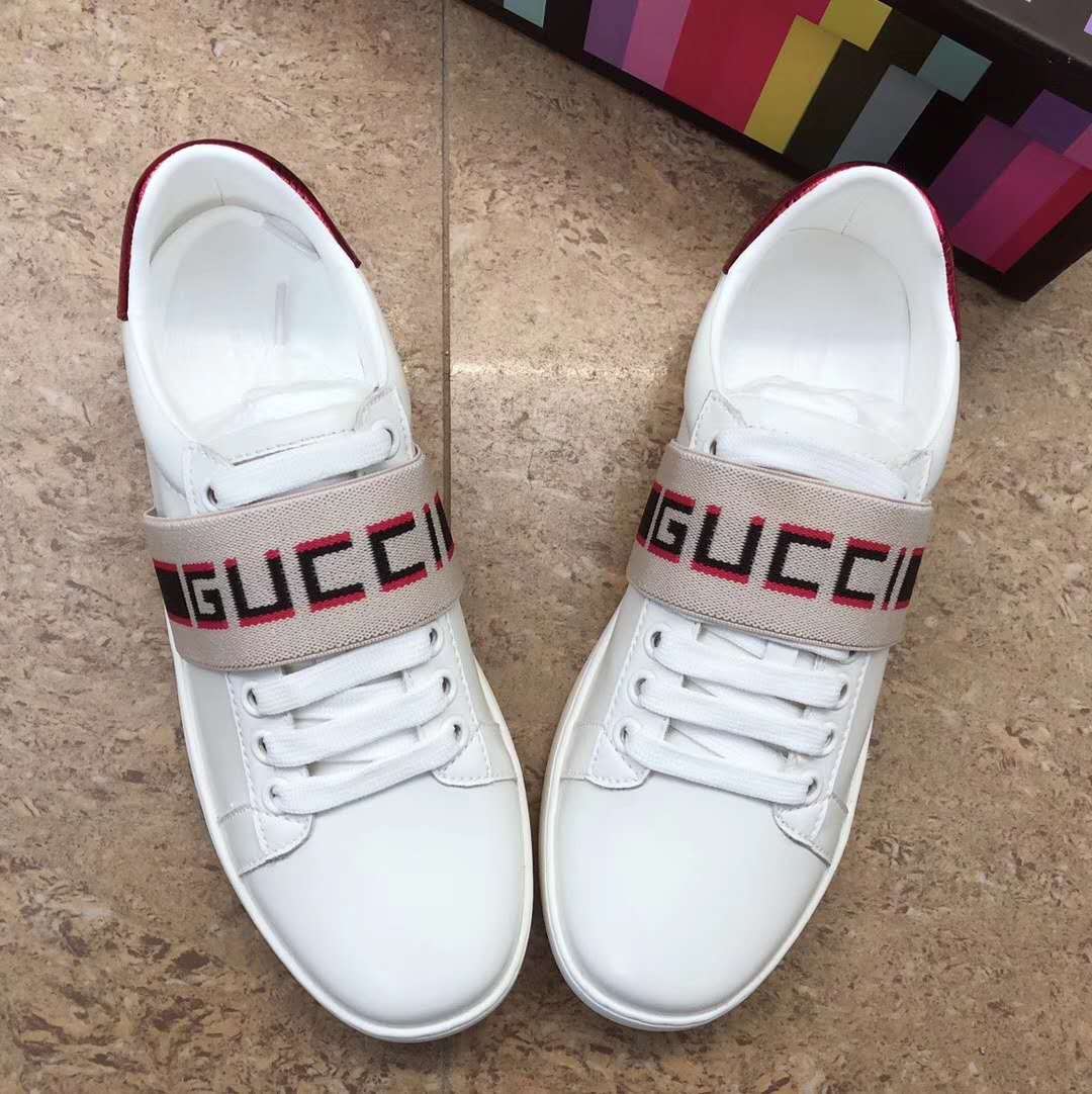BL-GCI Ace  Embroidered Sneaker 032