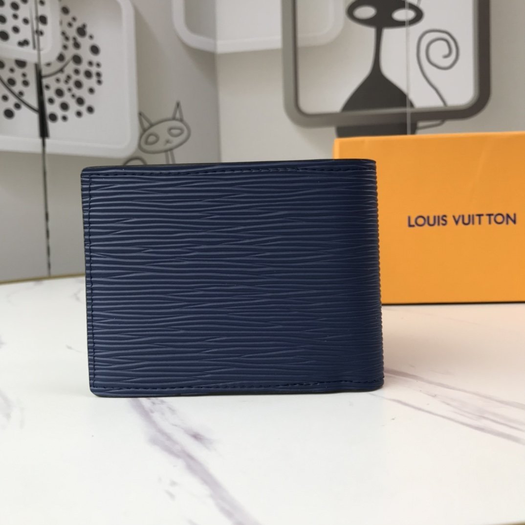 BL - High Quality Wallet LUV 077