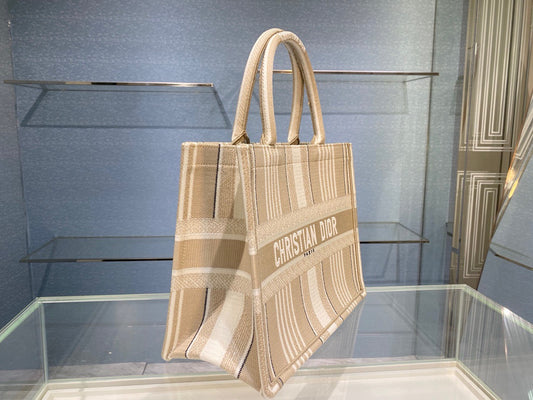 DI Medium Book Tote Beige, For Women, Women’s Handbags 14in/36cm CD