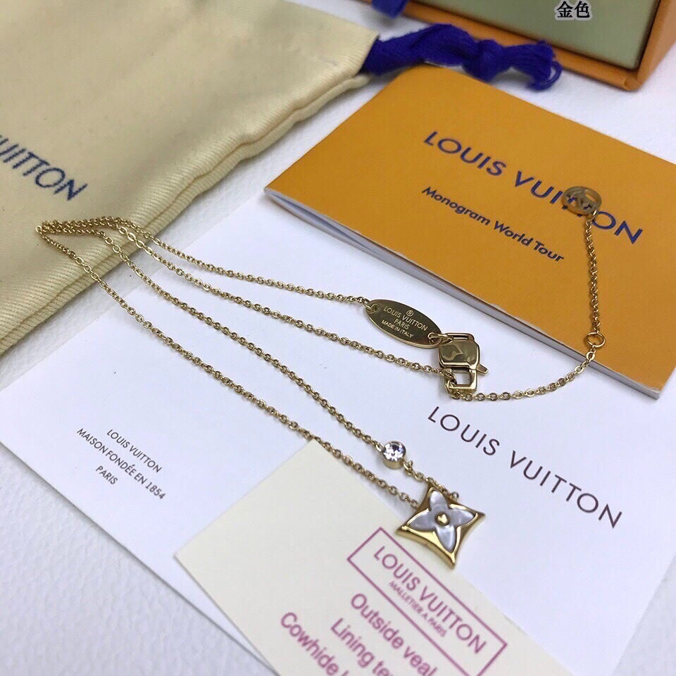 BL - High Quality Necklace LUV005