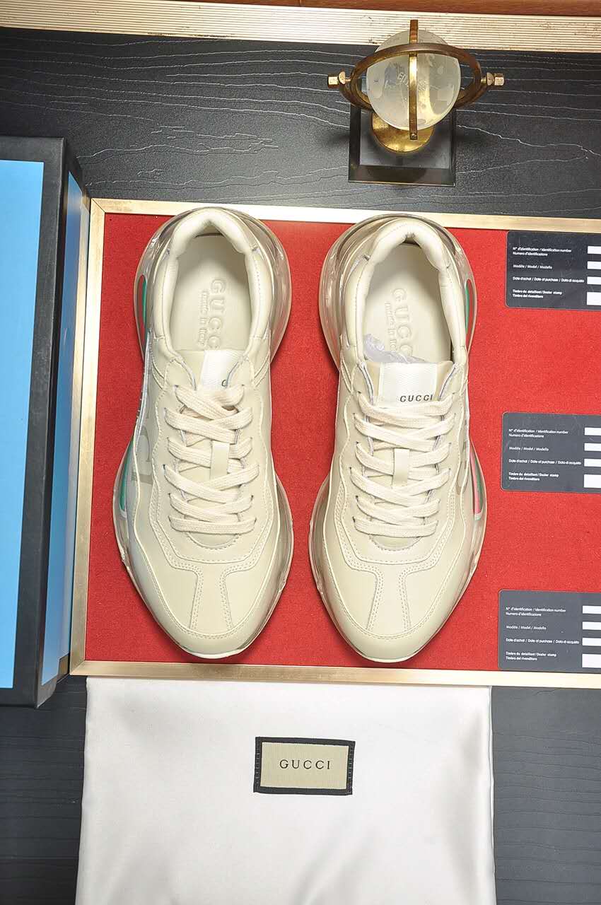 BL-GCI  Rhyton Chunky Logo Sneaker 060