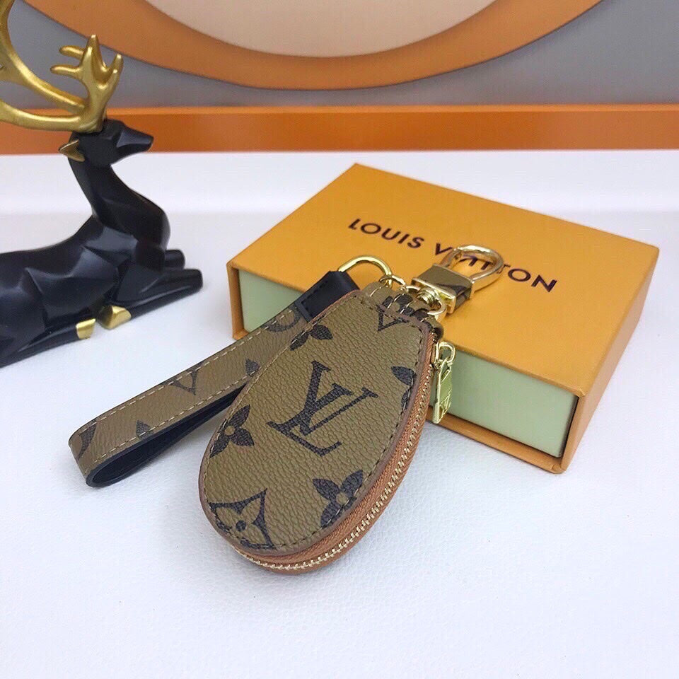 BL - High Quality Keychains LUV 025
