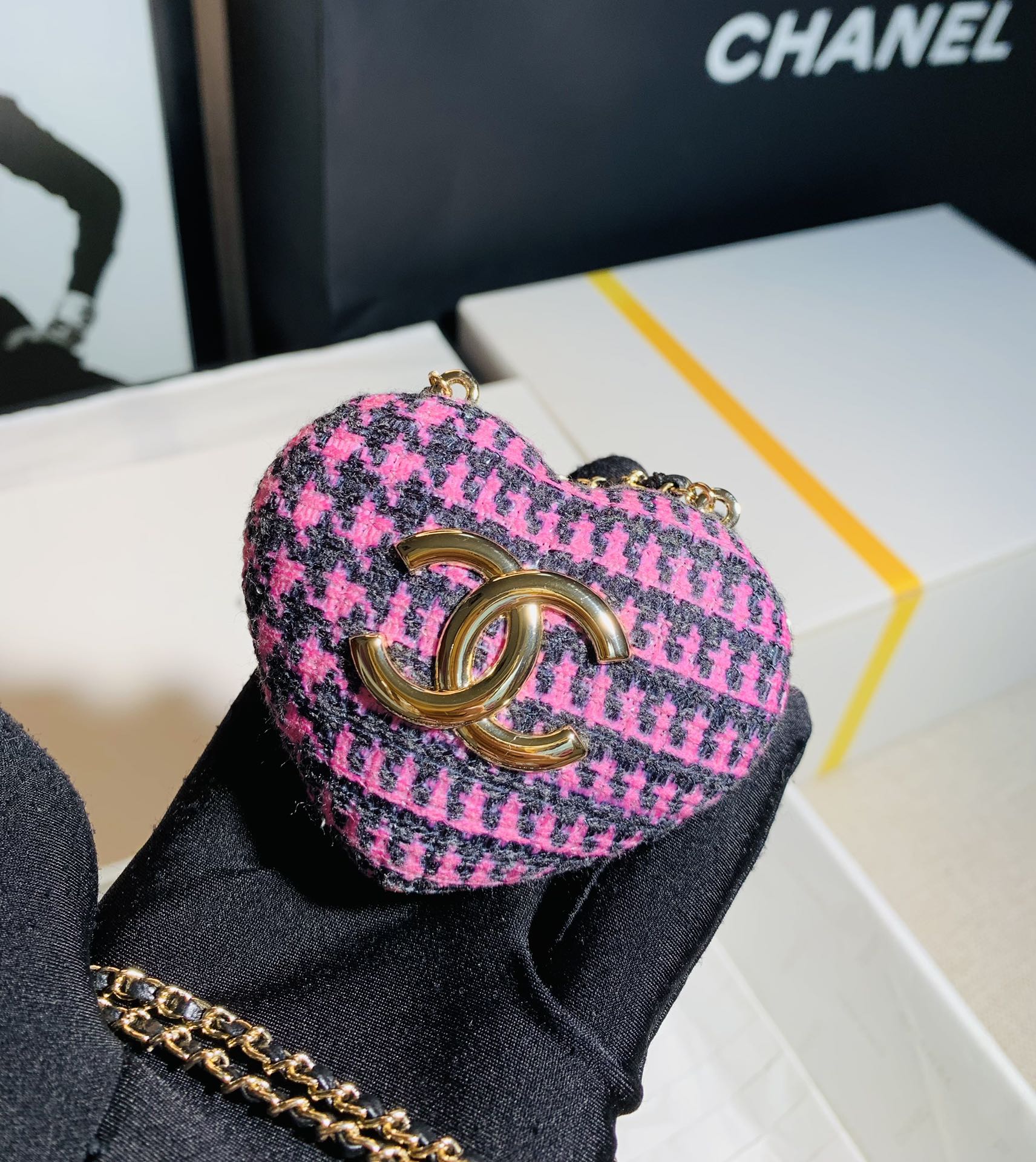 ChanelLong Necklace Bag Black And PiNike For Women, Women’s Bags 3in/7.6cm AB9485 B09330 NK598
