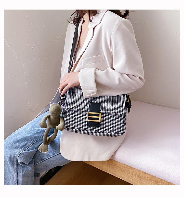 BL - 2021  Women LattiBL Shoulder Crossbody Bag