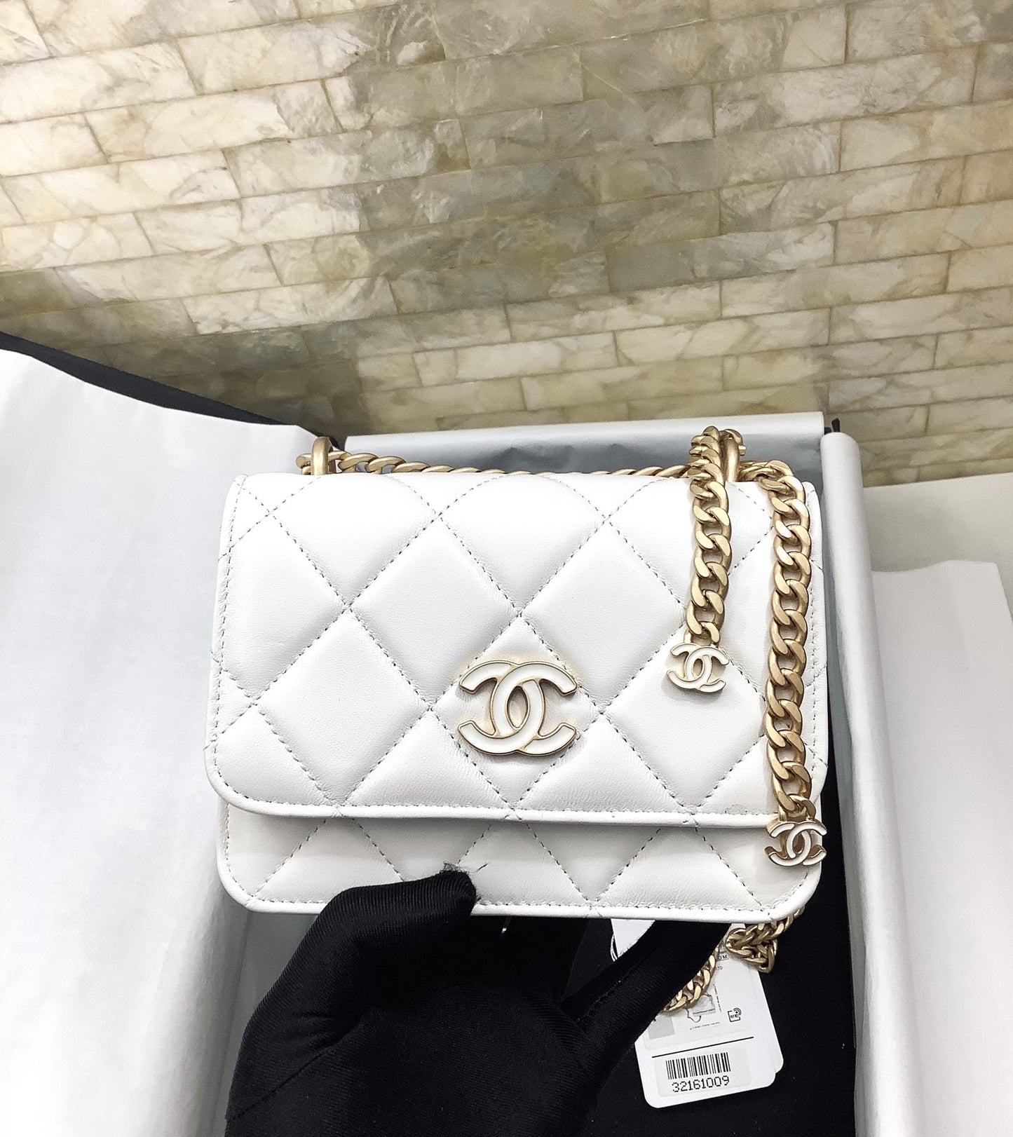 ChanelSpring And Summer 22C White For Women, Women’s Bags 6.1in/15.5cm