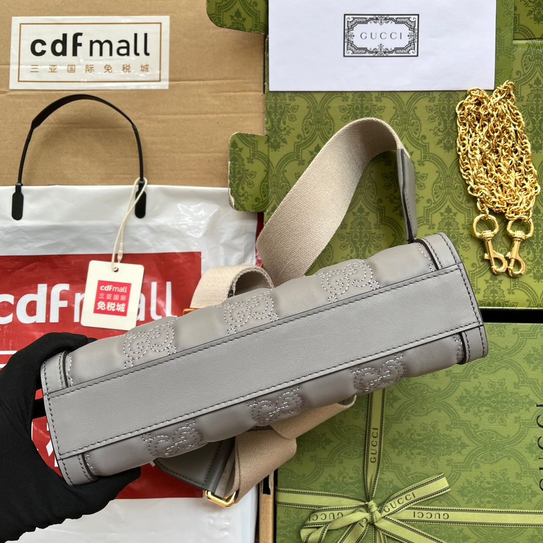 gg Matelassé Small Bag Grey For Women, Women’s Bags 10.2in/26cm gg‎ ‎702200 UM8HG 1563