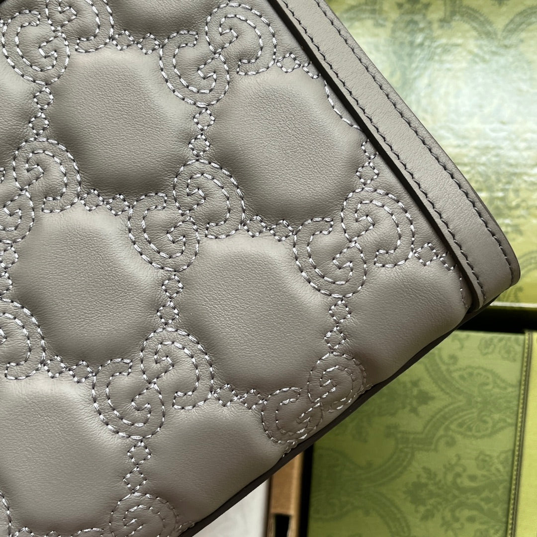 gg Matelassé Small Bag Grey For Women, Women’s Bags 10.2in/26cm gg‎ ‎702200 UM8HG 1563