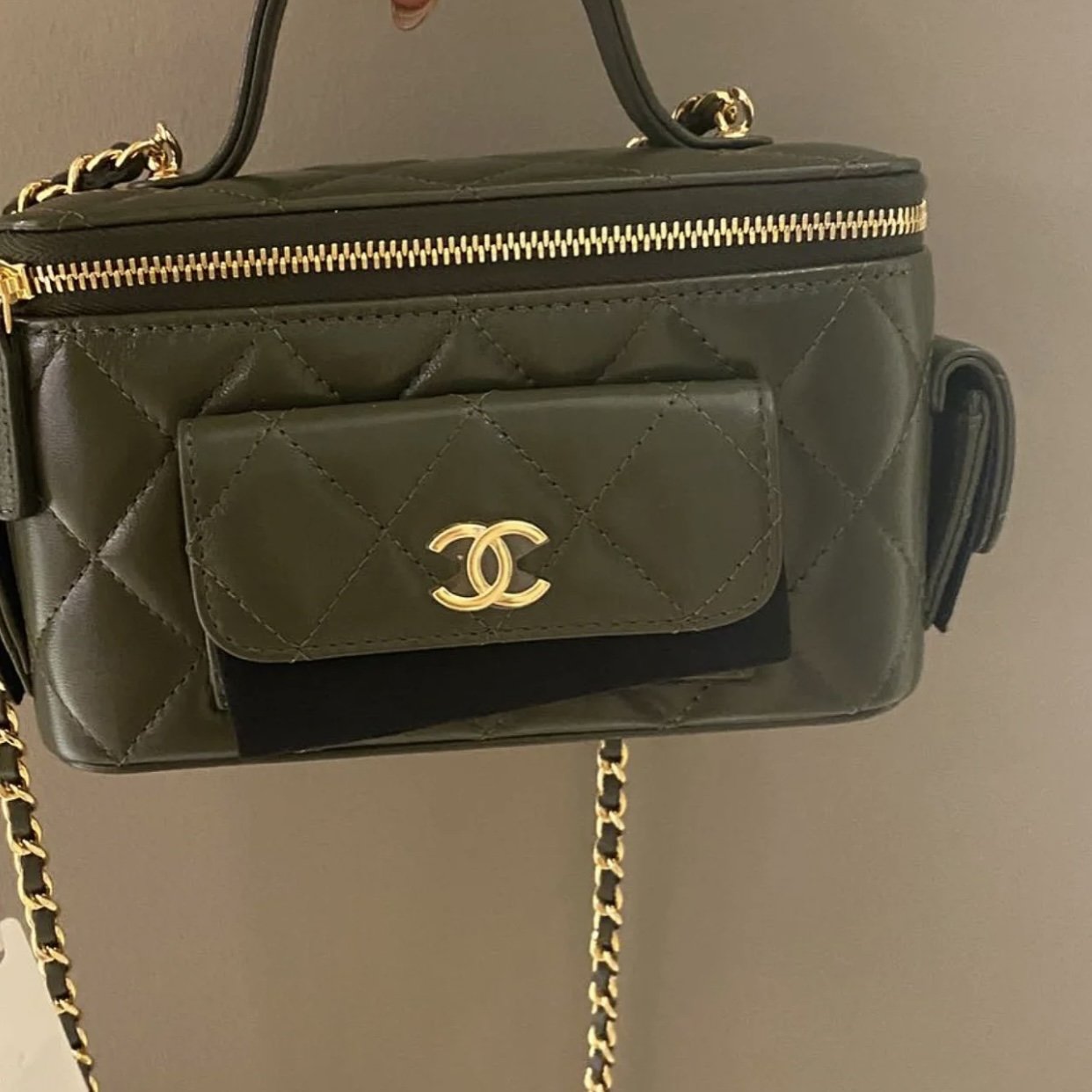 ChanelVanity Bag With Strap Dark Green For Women, Women’s Bags 6.6in/17cm