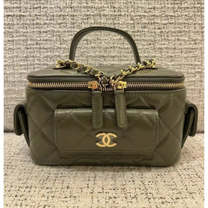 ChanelVanity Bag With Strap Dark Green For Women, Women’s Bags 6.6in/17cm