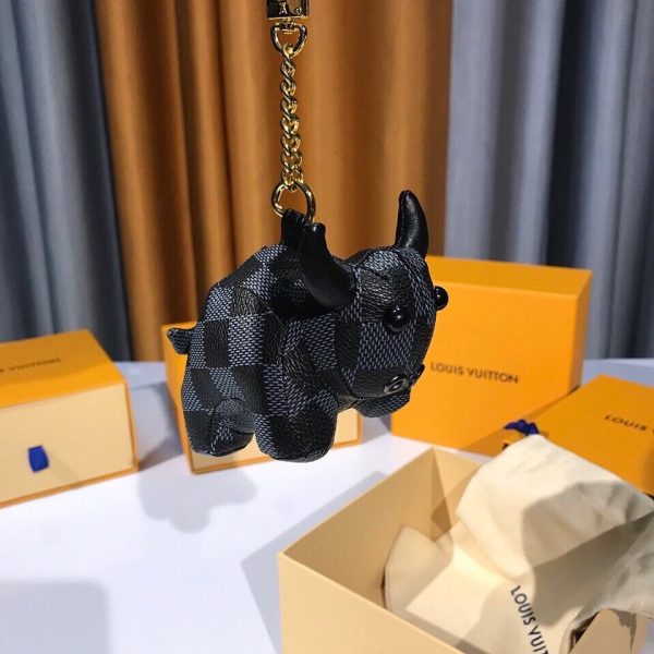 Best Quality Keychains LV 036