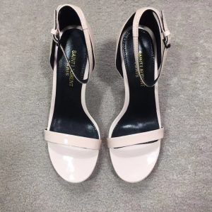 CASSANDRA FLAT SANDALS IN SMOOTH LEATHER