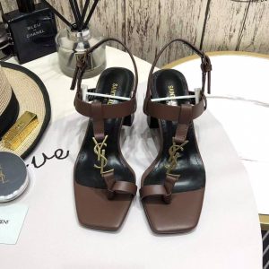 CASSANDRA SANDALS IN SMOOTH LEATHER WITH GOLD-TONE MONOGRAM
