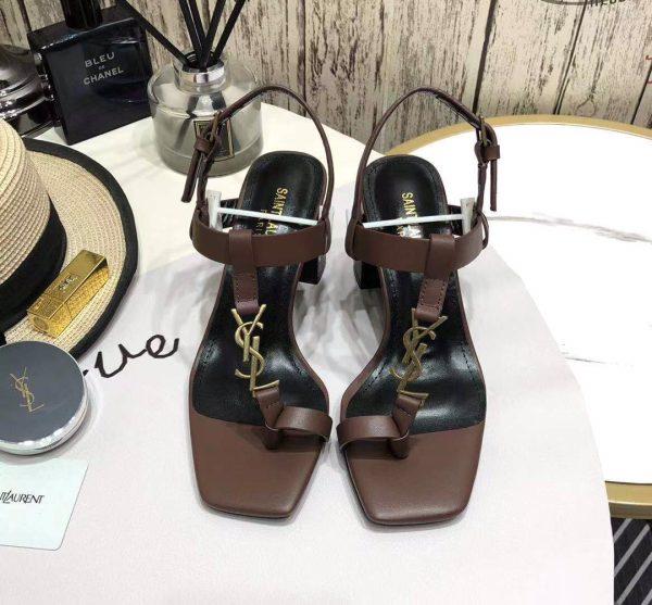 CASSANDRA SANDALS IN SMOOTH LEATHER WITH GOLD-TONE MONOGRAM