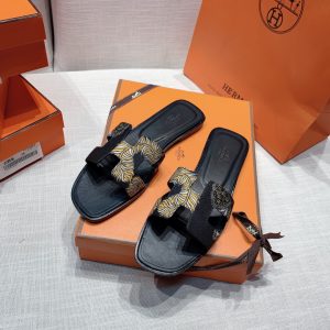 HM Oran Sandal