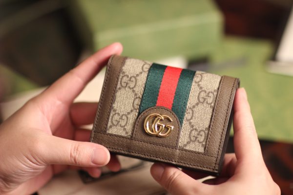 GG Signature wallet