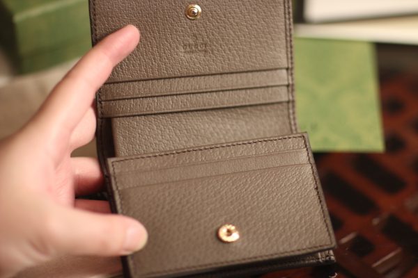 GG Signature wallet