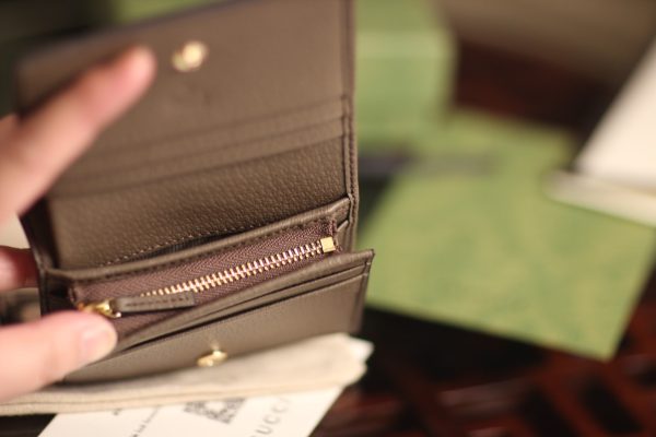 GG Signature wallet