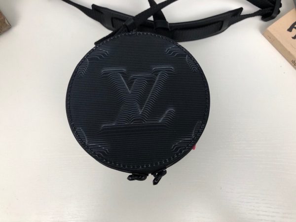 LV CIRCLE BAG