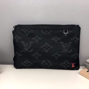 Pouch Monogram Other in Black