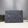 LV Reversible Pouch