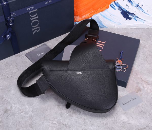 DR Men’s Saddle Bag