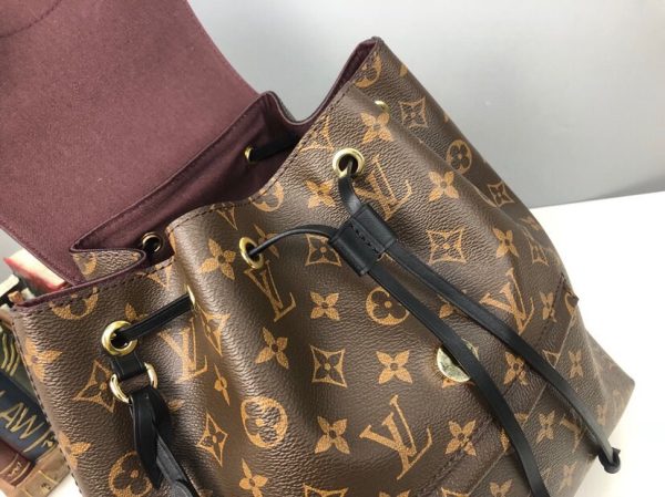 LV MONTSOURIS BACKBAG