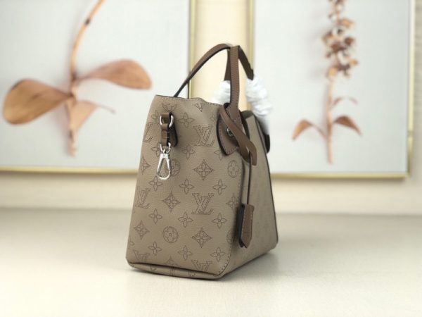 LV Mahina Leather Hina PM