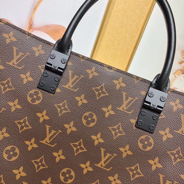 LV Sac Plat Monogram Solar Ray Canvas